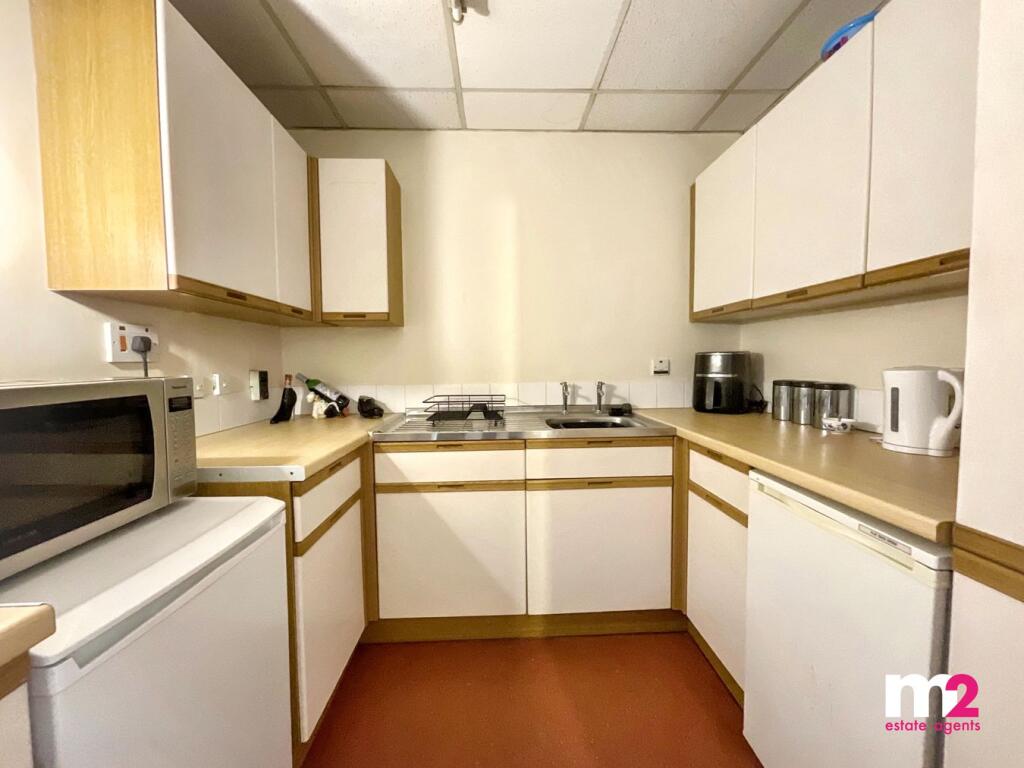 Apartment in Newport, City Centre, Stow Hill - View 5