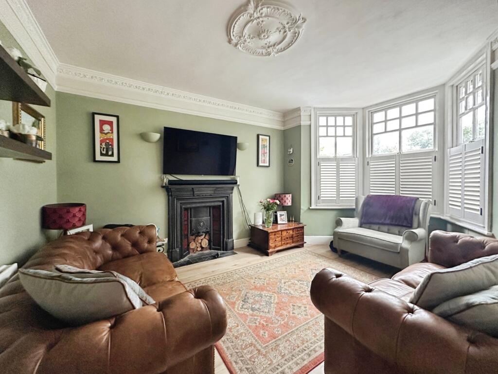 House in Surrey Heath, Surrey - View 2