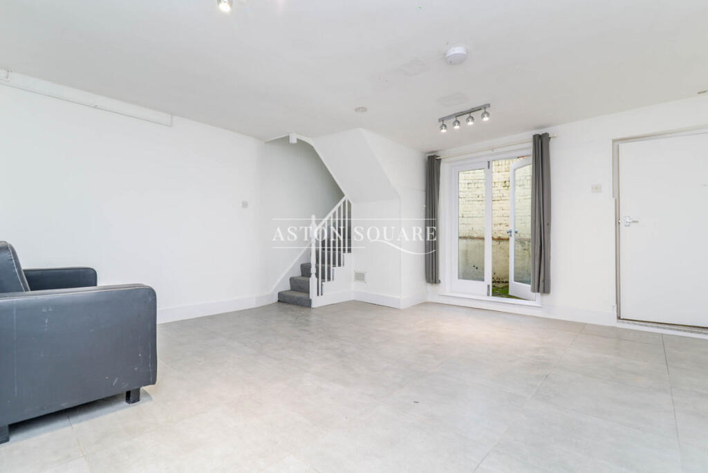 Main image of property: Allingham Street, London, N1