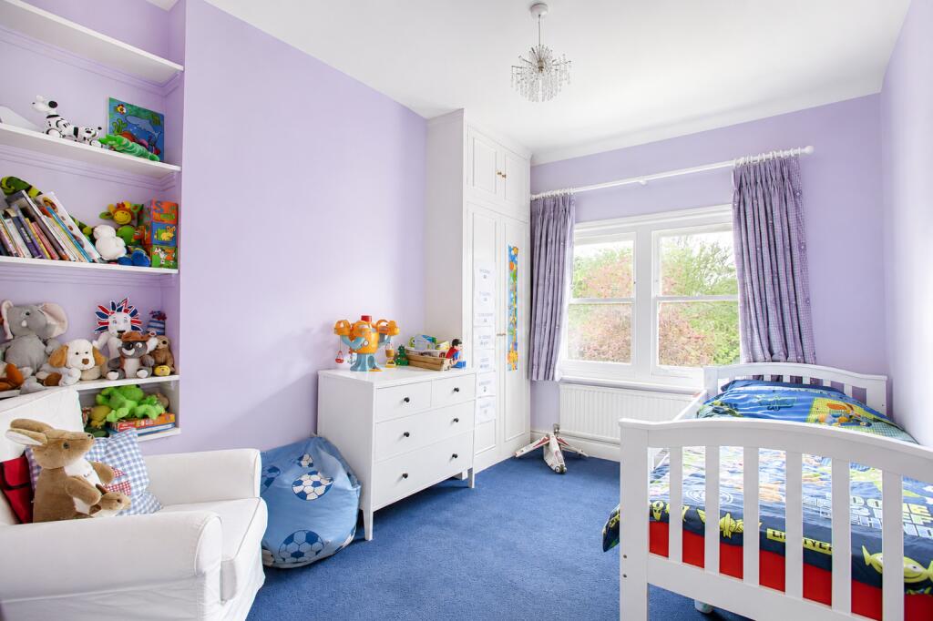 Spenser Road, Harpenden, Hertfordshire, AL5 - More
