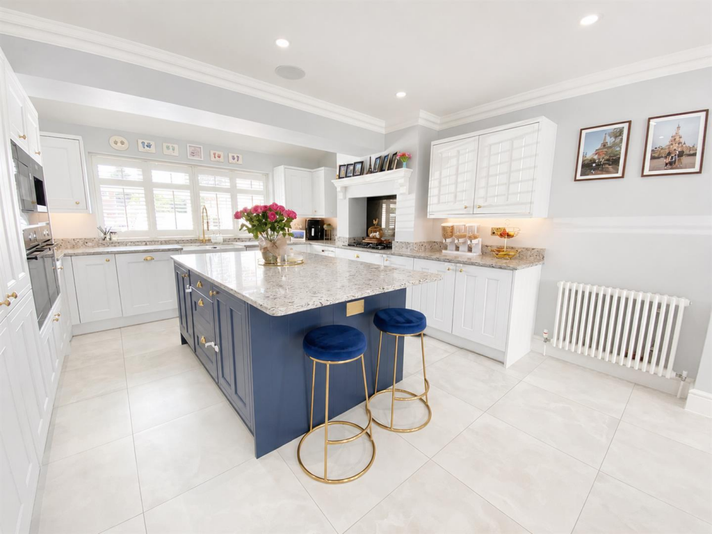 Main image of property: Weir Wynd, Billericay