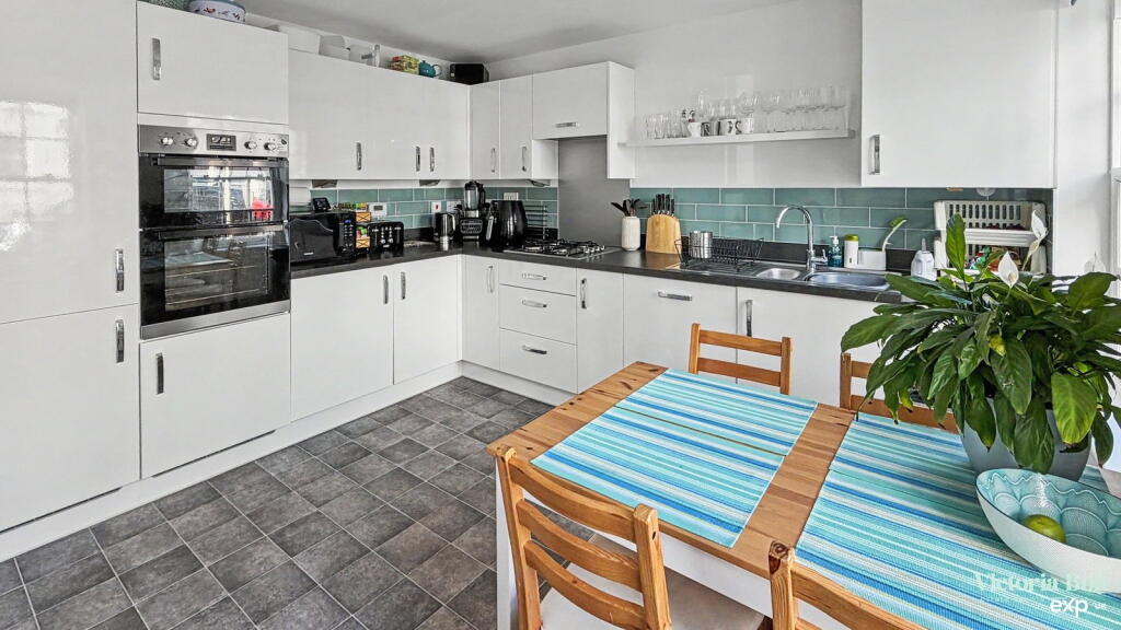 House in Plymouth - View 5