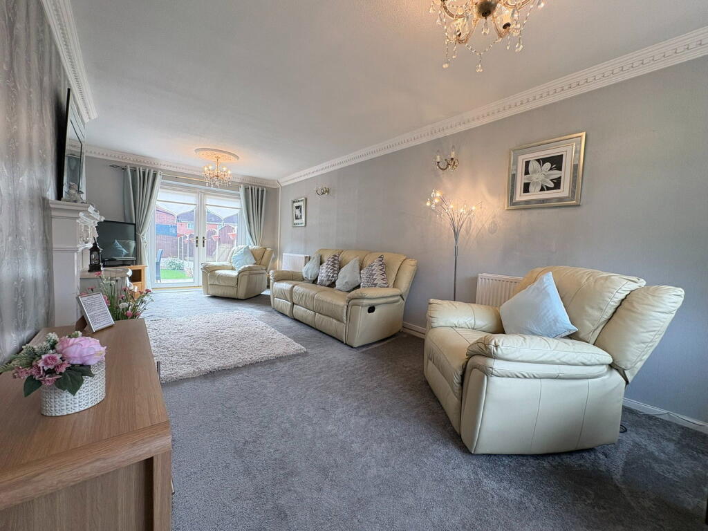 House in Sefton, Liverpool City Region - View 2