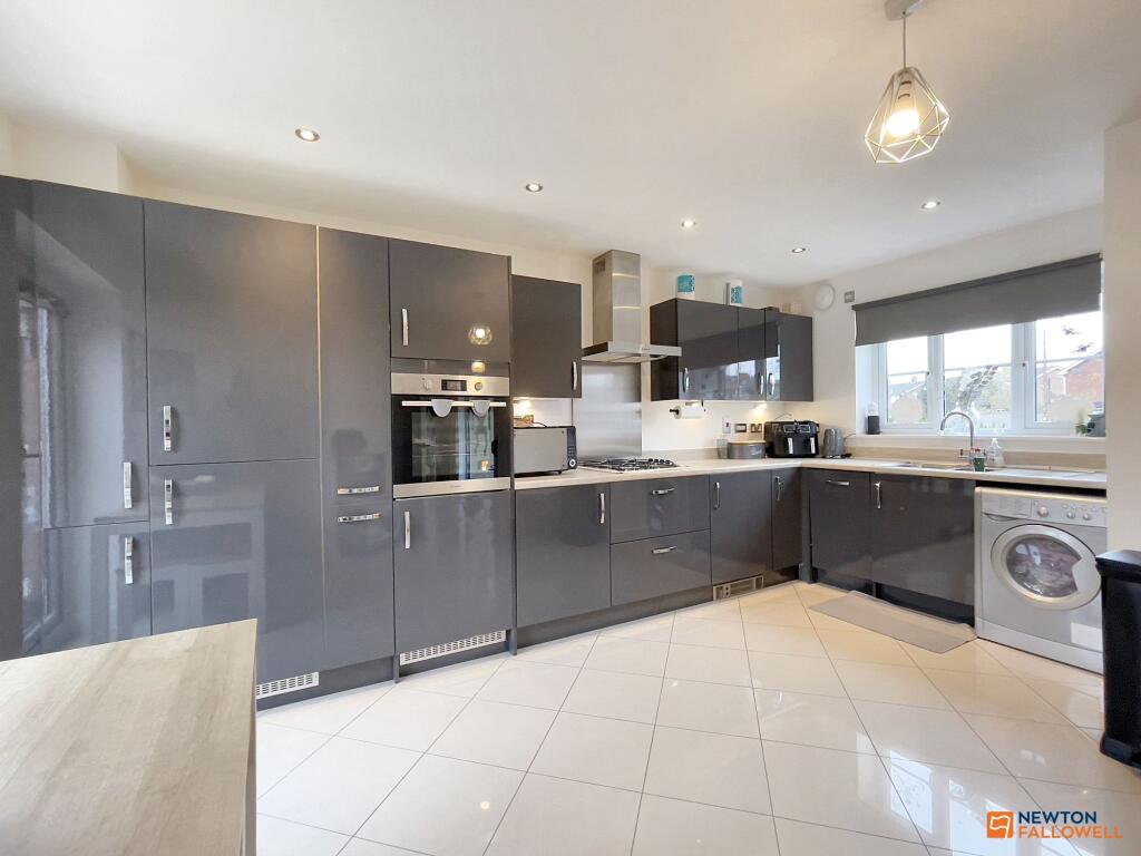 Dale Road, Ibstock, LE67 photo 3