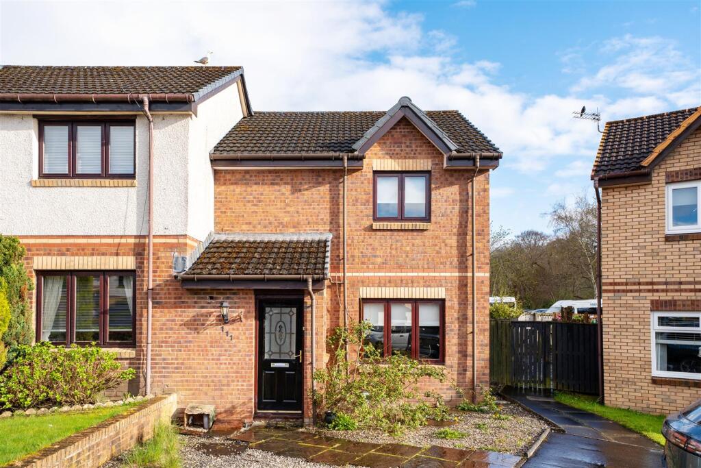 2 bedroom end of terrace house for sale in Nelson Crescent