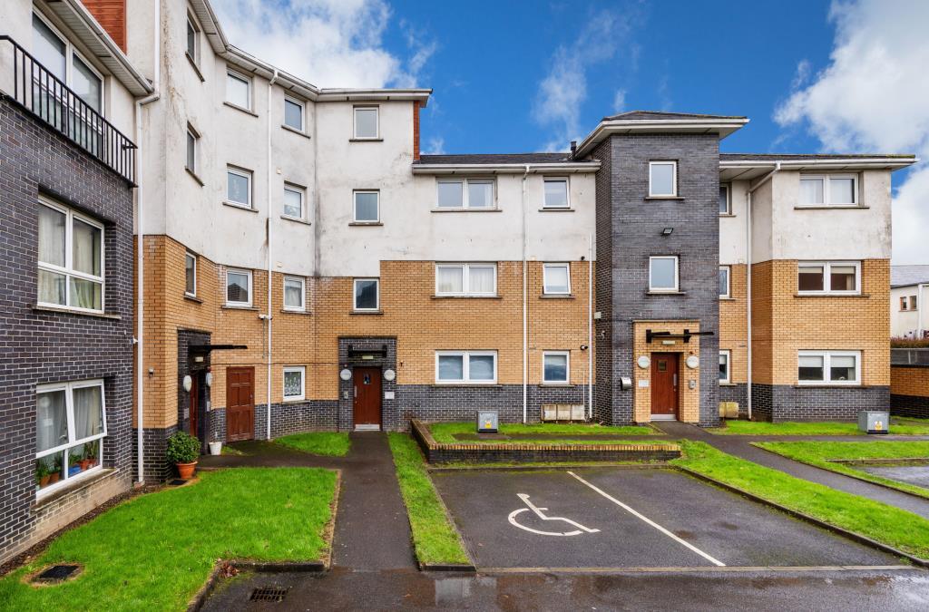 Main image of property: 102 Geraldstown Woods, Santry, Dublin 9, D09 WY96