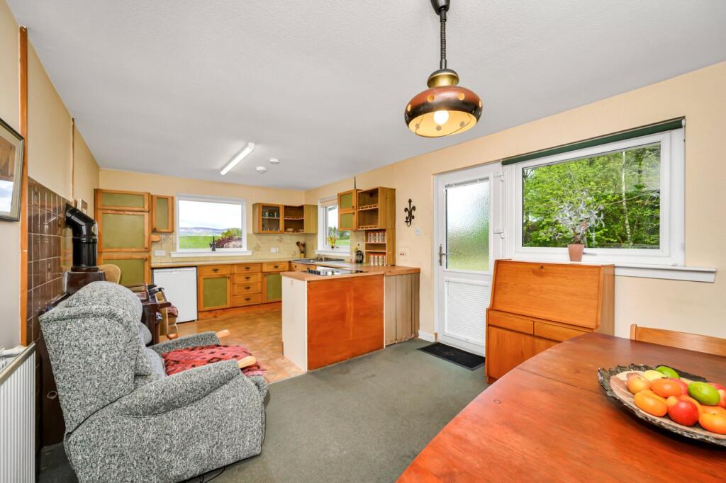 House in Beauly, Highland - More
