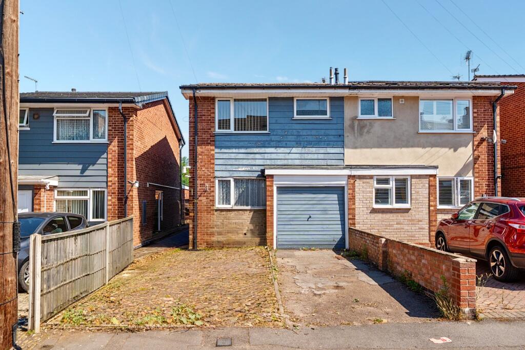 Main image of property: Long Street, Burton-on-Trent, Staffordshire, DE15