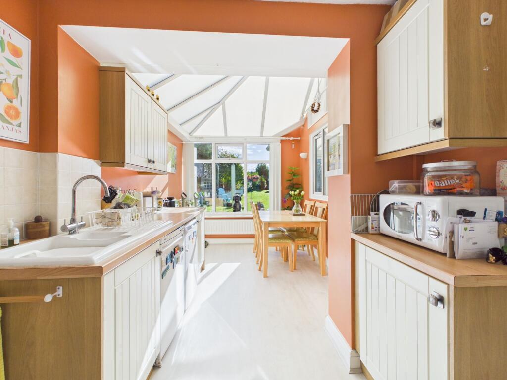 Narrow Lane, Aughton, L39 photo 2