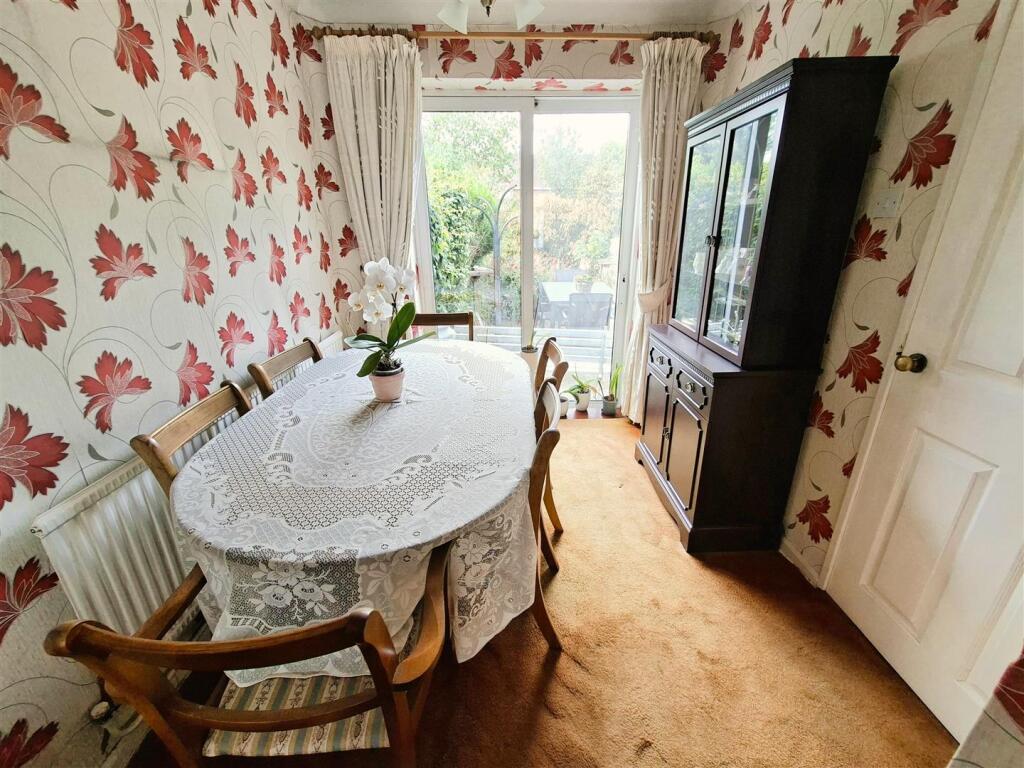 Hollyfaste Road, Sheldon, Birmingham photo 4