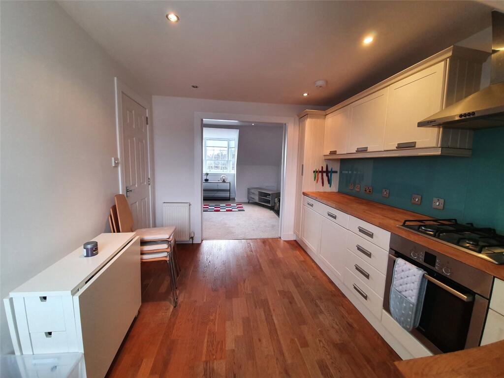 Apartment in Aberdeen - View 4