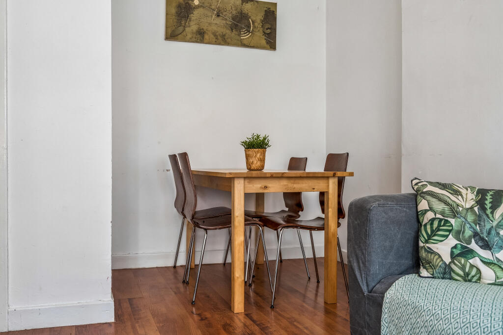 Apartment in Glasgow - View 5