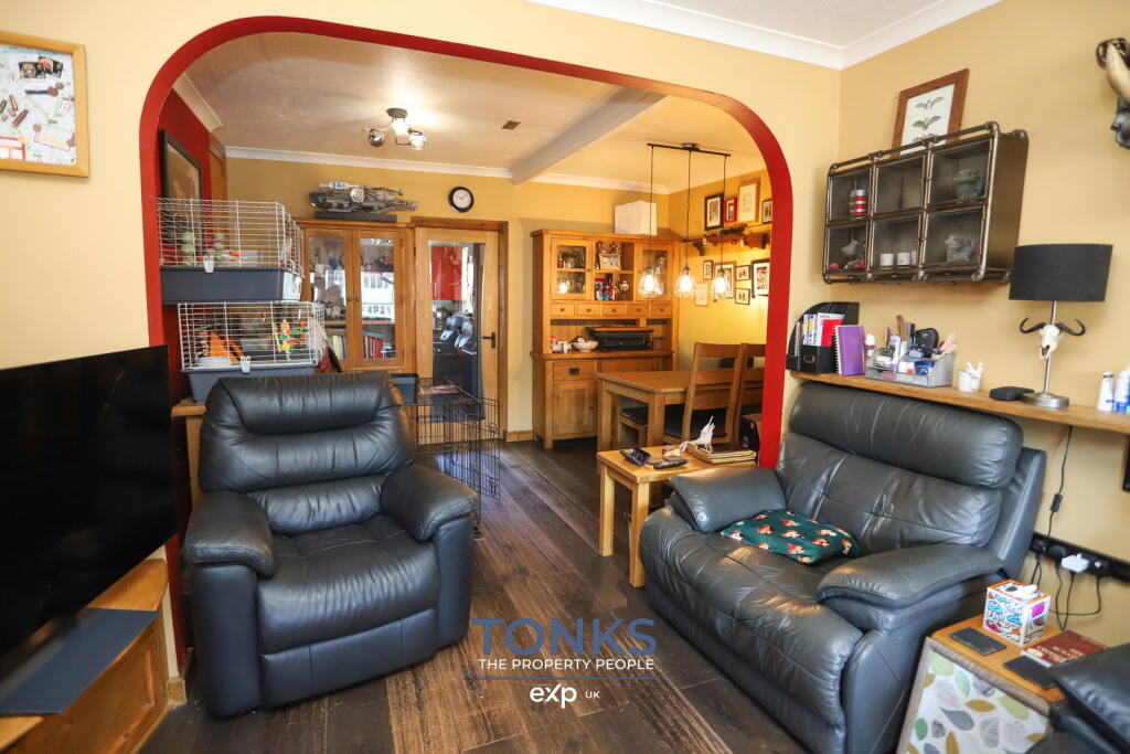 House in Dudley, West Midlands - View 3