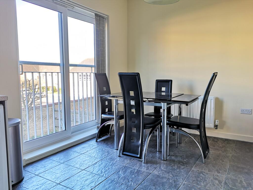 House in Harrow - View 4