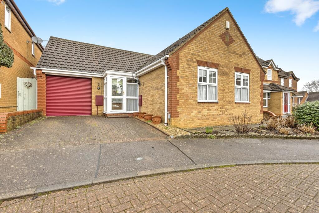 Main image of property: Hibiscus Close, Northampton, Northamptonshire, NN3