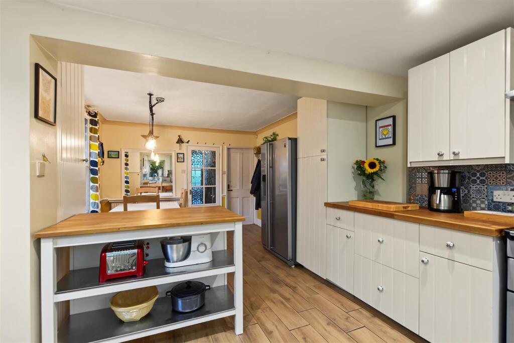House in Nottingham - View 5