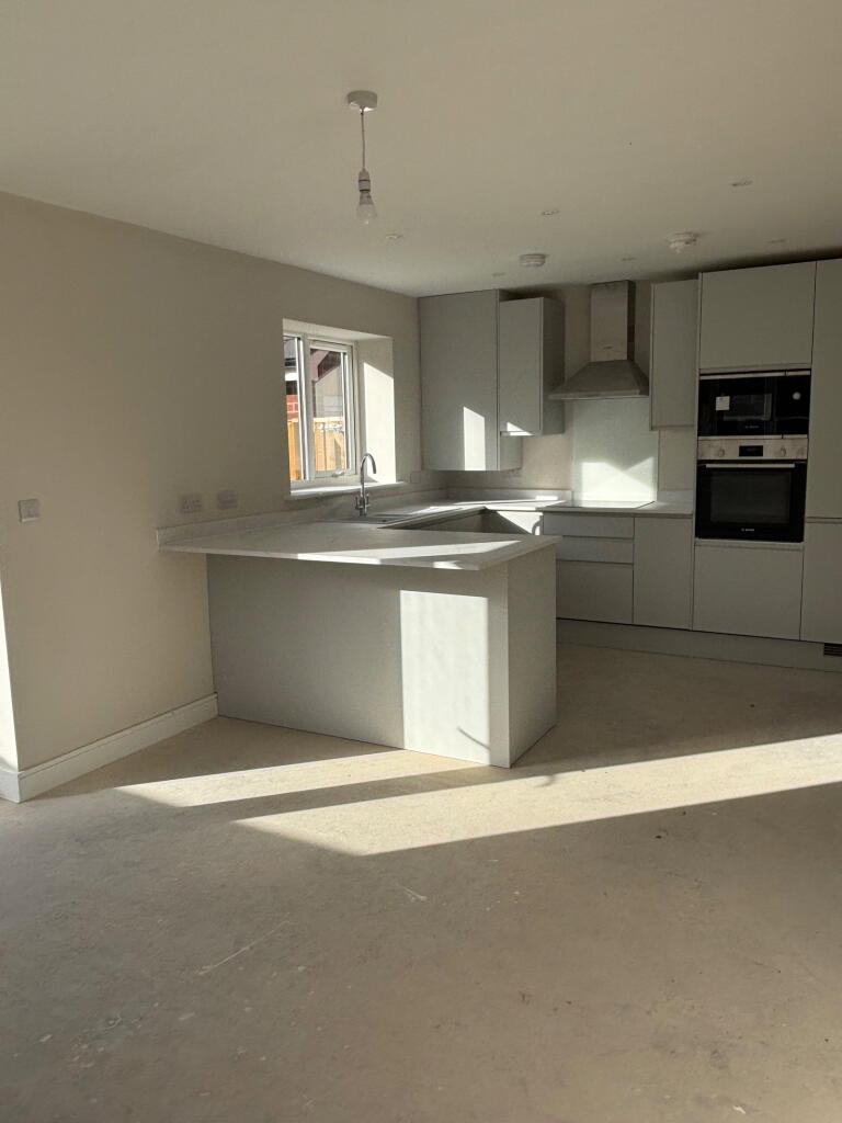 74, Sandford Road, Beeston, Tarporley, CW6 9ZA photo 2