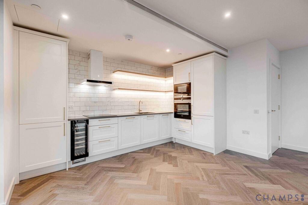 Apartment in London - View 5