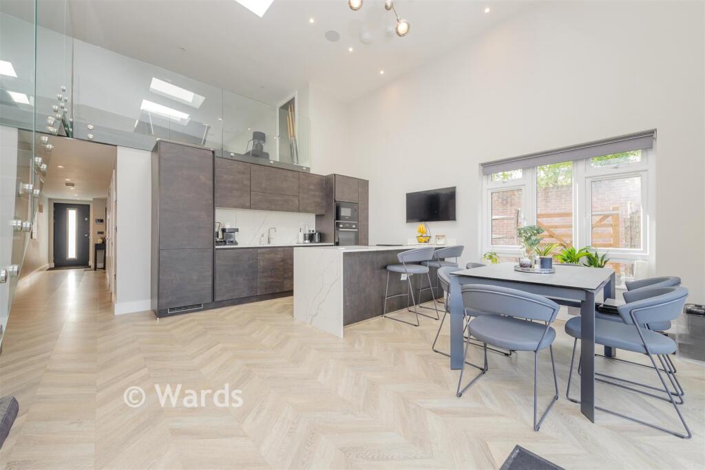 House in Sevenoaks, Horton Kirby and South Darenth