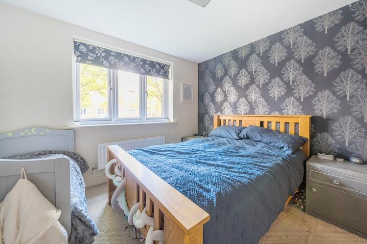 Apartment in Guildford - More