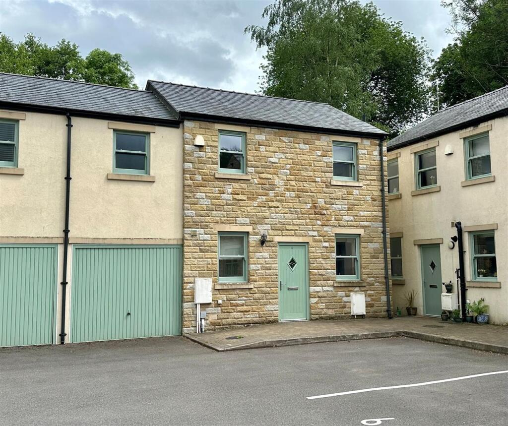 Main image of property: Riversett Cottages, Hyde Bank Road, New Mills, High Peak