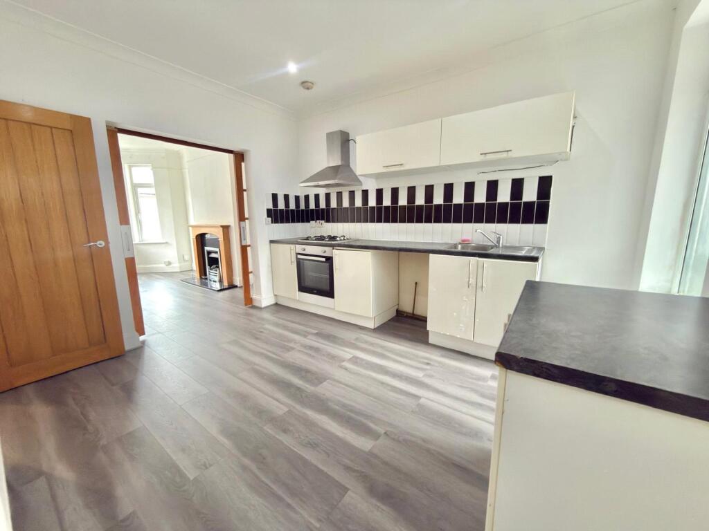 House in Luton - More