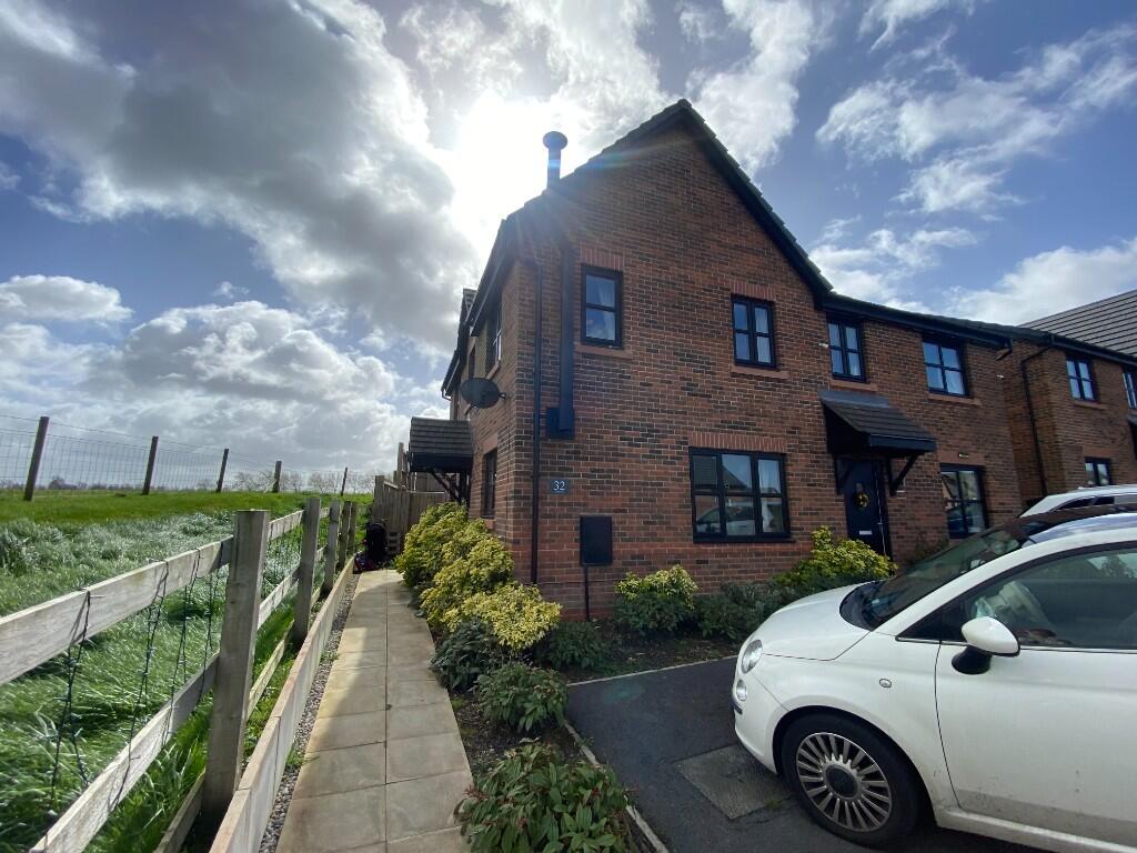 3-bed semi-detached on Croftdale Close, £265,000