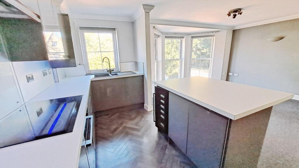 Apartment in Hastings, St Helen's - View 2
