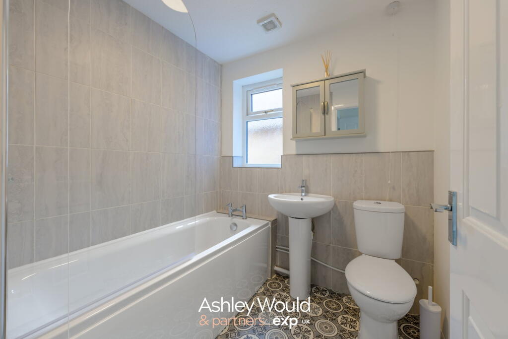 Woodland Road, Halesowen, B62 8JT - More