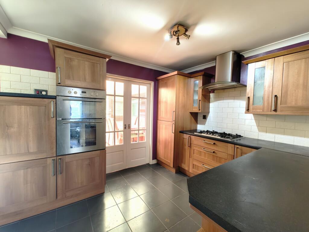Moseley Road, Bilston, West Midlands, WV14 6JB photo 4
