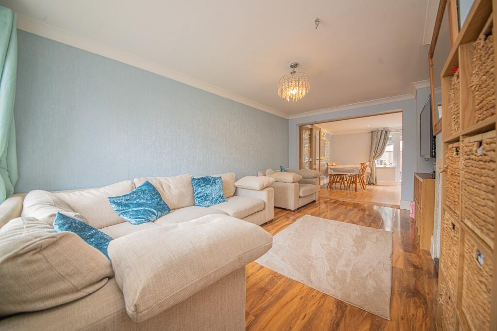 East Drive, Bishopstoke, Eastleigh, SO50 photo 4