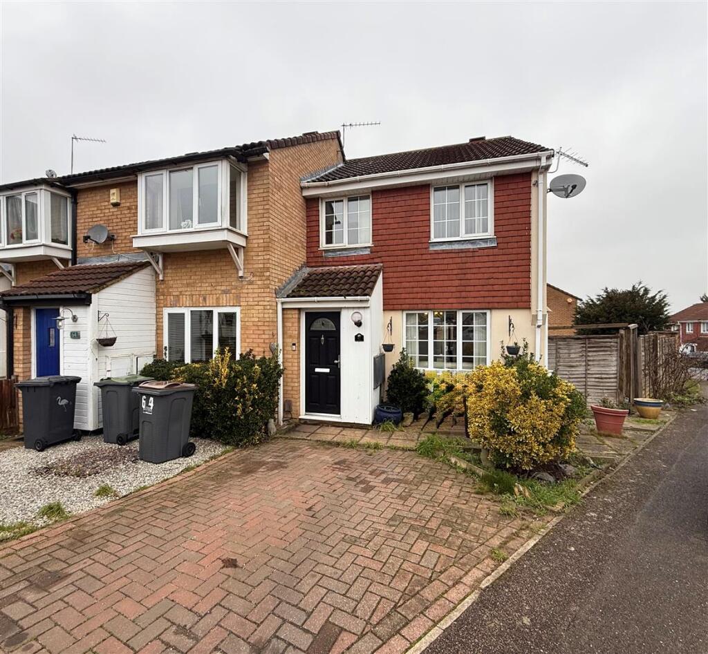 Main image of property: Coltsfoot Green, Luton