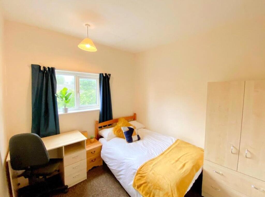 Apartment in London - View 5