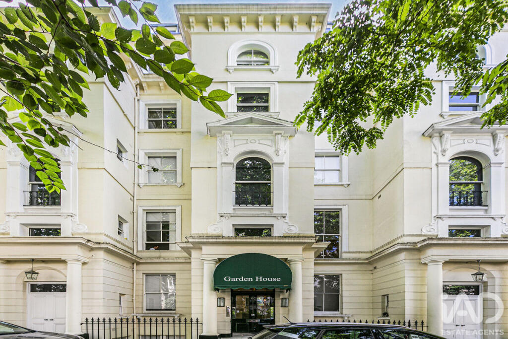 Garden House, 86-92 Kensington Garden Square, London W2 4BB photo 2