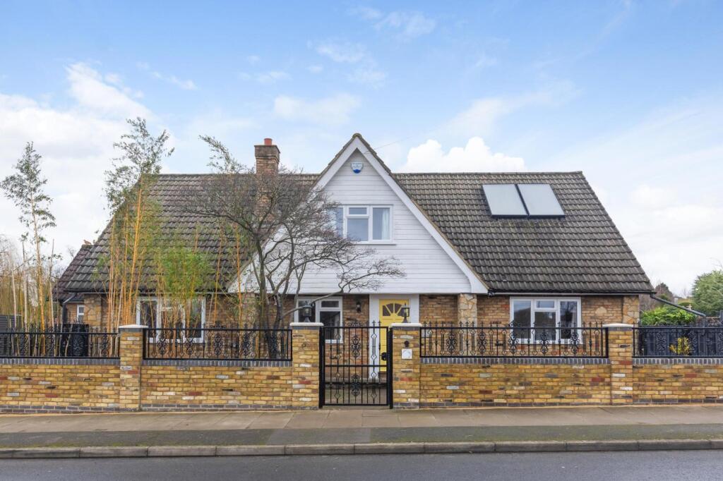 Main image of property: Hayes Way, Beckenham, BR3