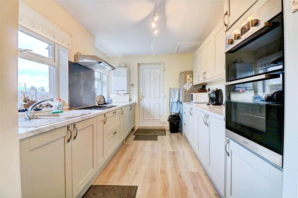 Dixon Avenue, Ebchester, Consett, DH8 photo 4