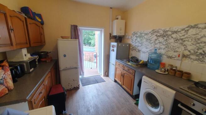 FLAT 373 STOCKFIELD ROAD