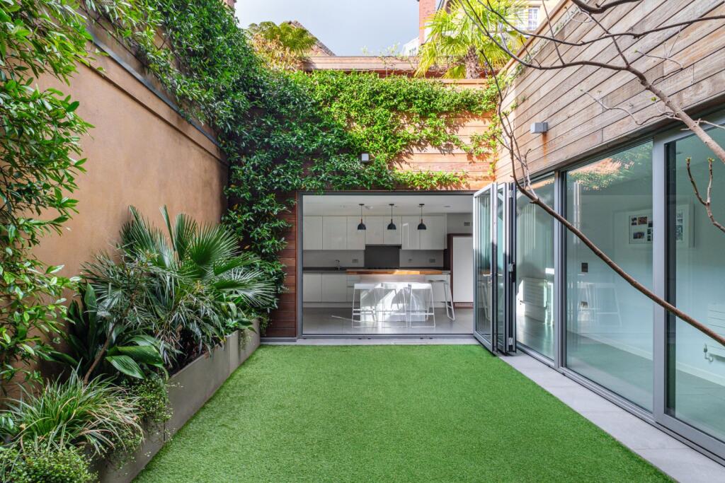 House in London - View 5