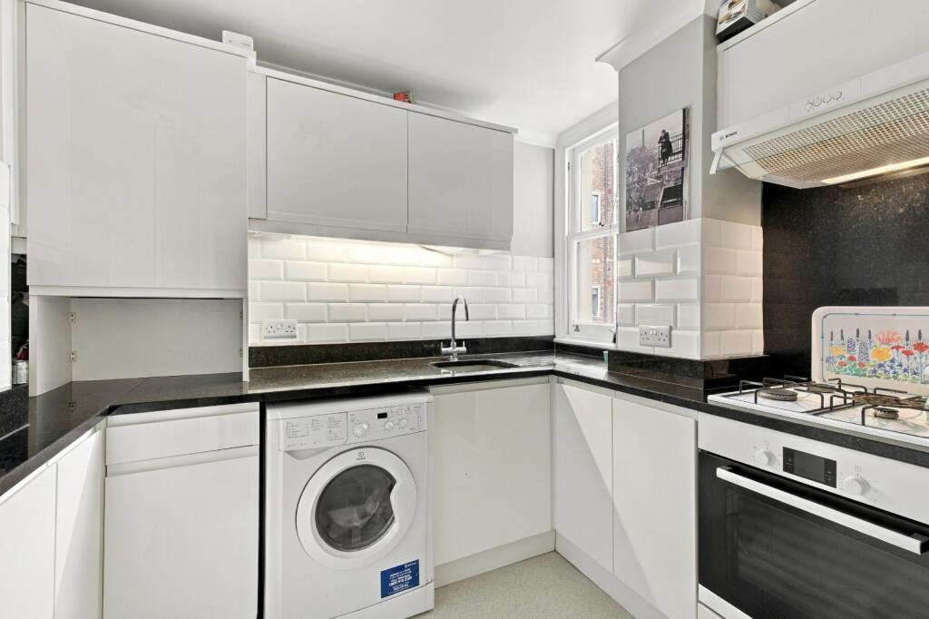Apartment in London, Kensal Town, Maida Hill - View 4