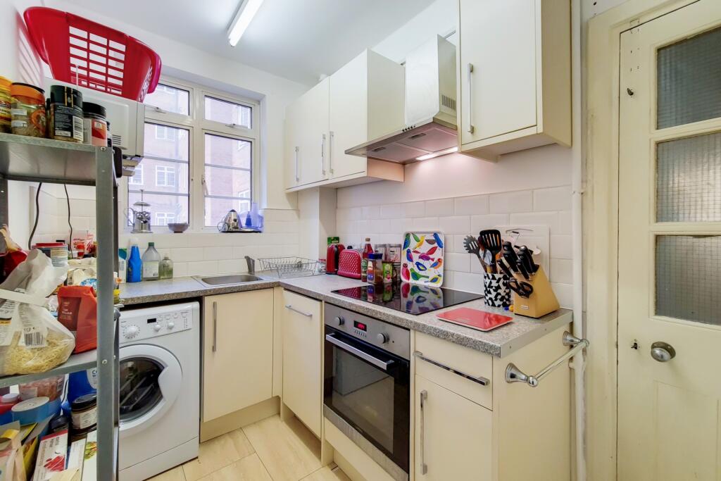 Apartment in London - View 4