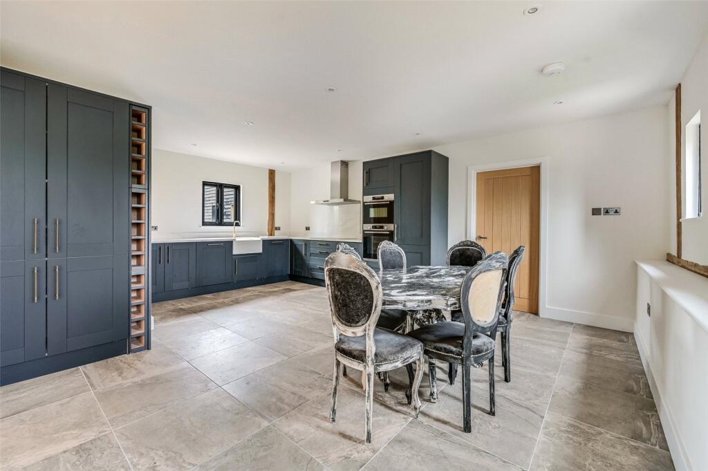 House in Chelmsford - View 5