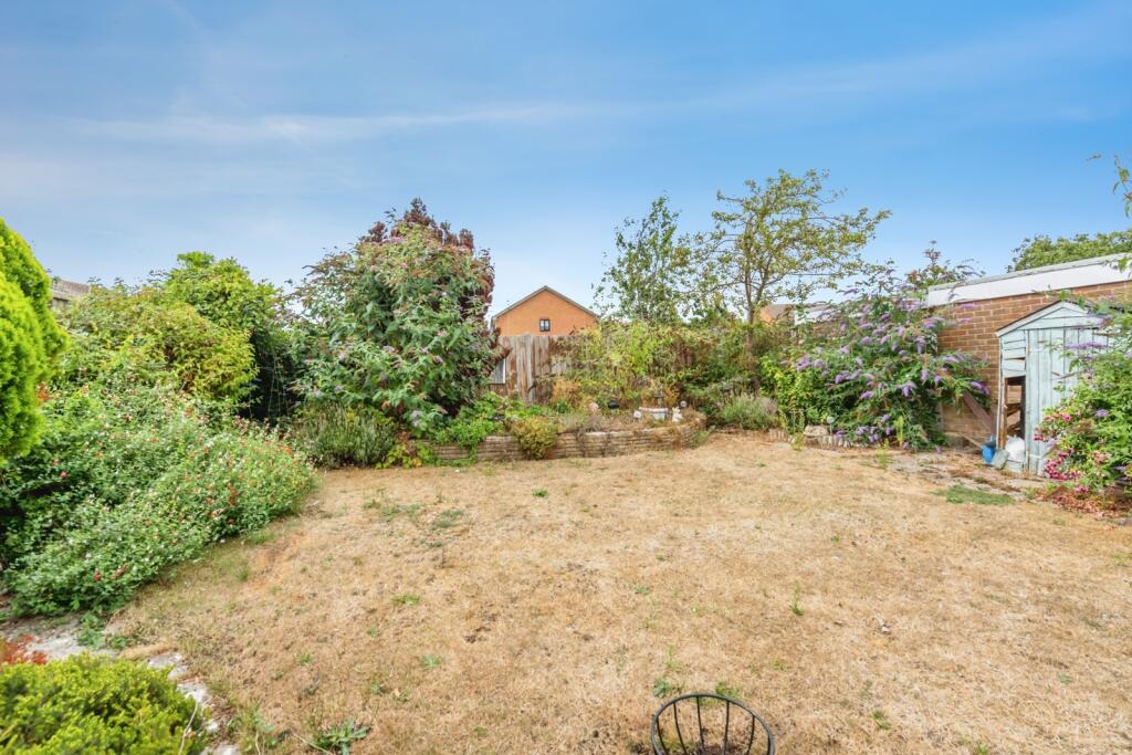 House in Portsmouth - More