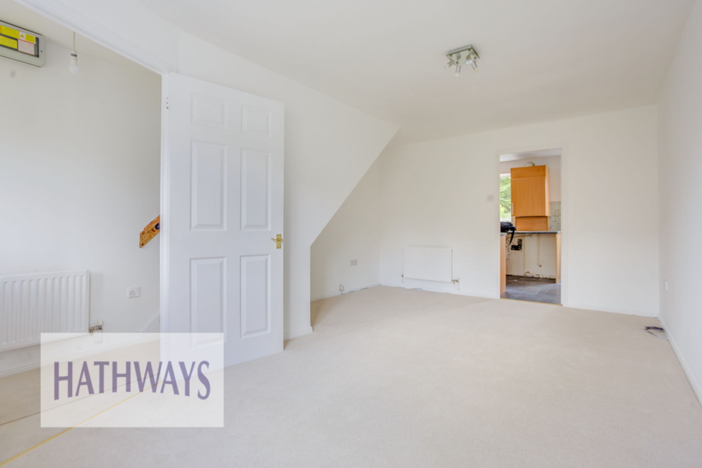 Dean Court, Henllys, NP44 photo 4