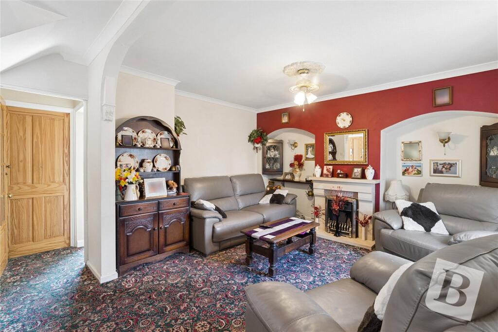 House in Romford - View 2