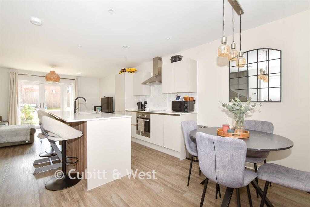 House in Redhill - More