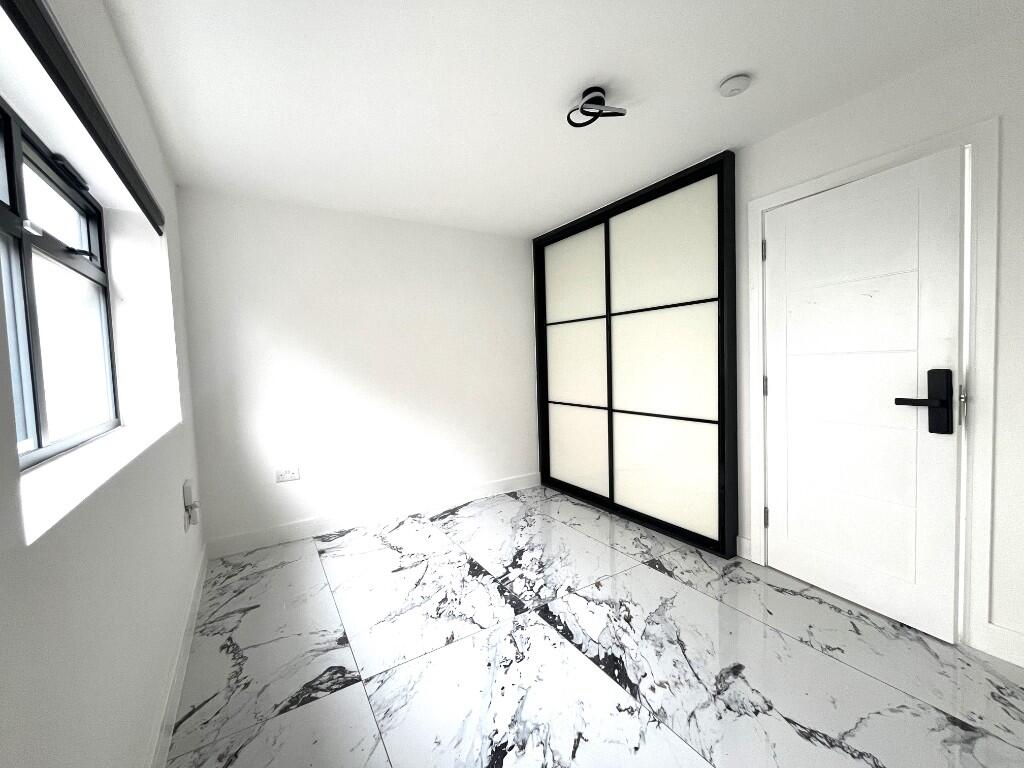 2 bedroom house for rent