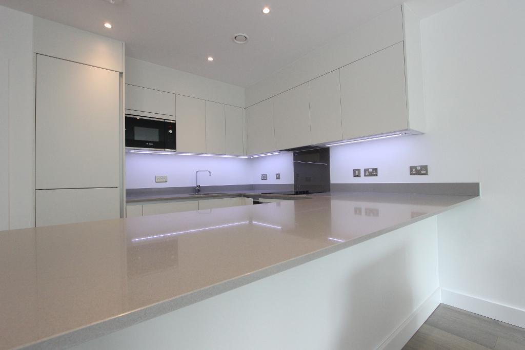 Apartment in London - More