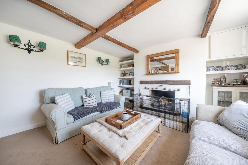 The Street, Greywell, RG29 photo 4