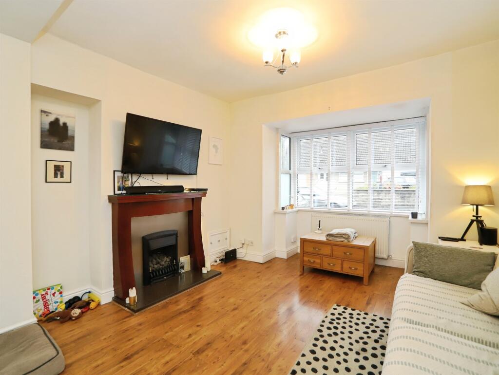 House in Cardiff - More
