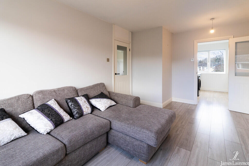 Banbrook Close, Solihull, B92 photo 3